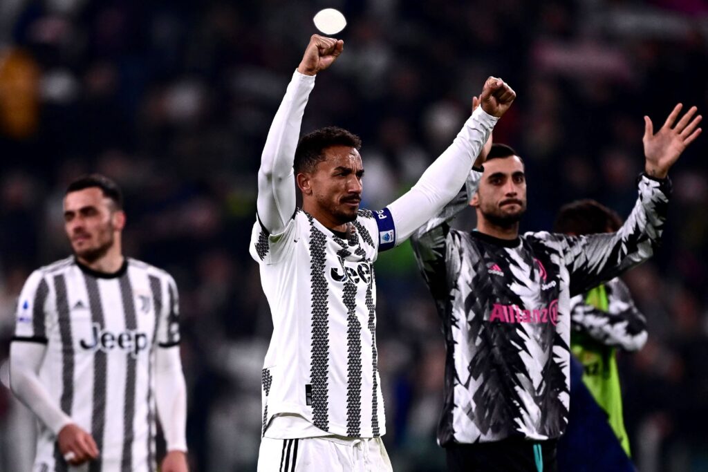 Danilo Nella Storia Della Juventus Raggiunto Un Prestigioso Traguardo