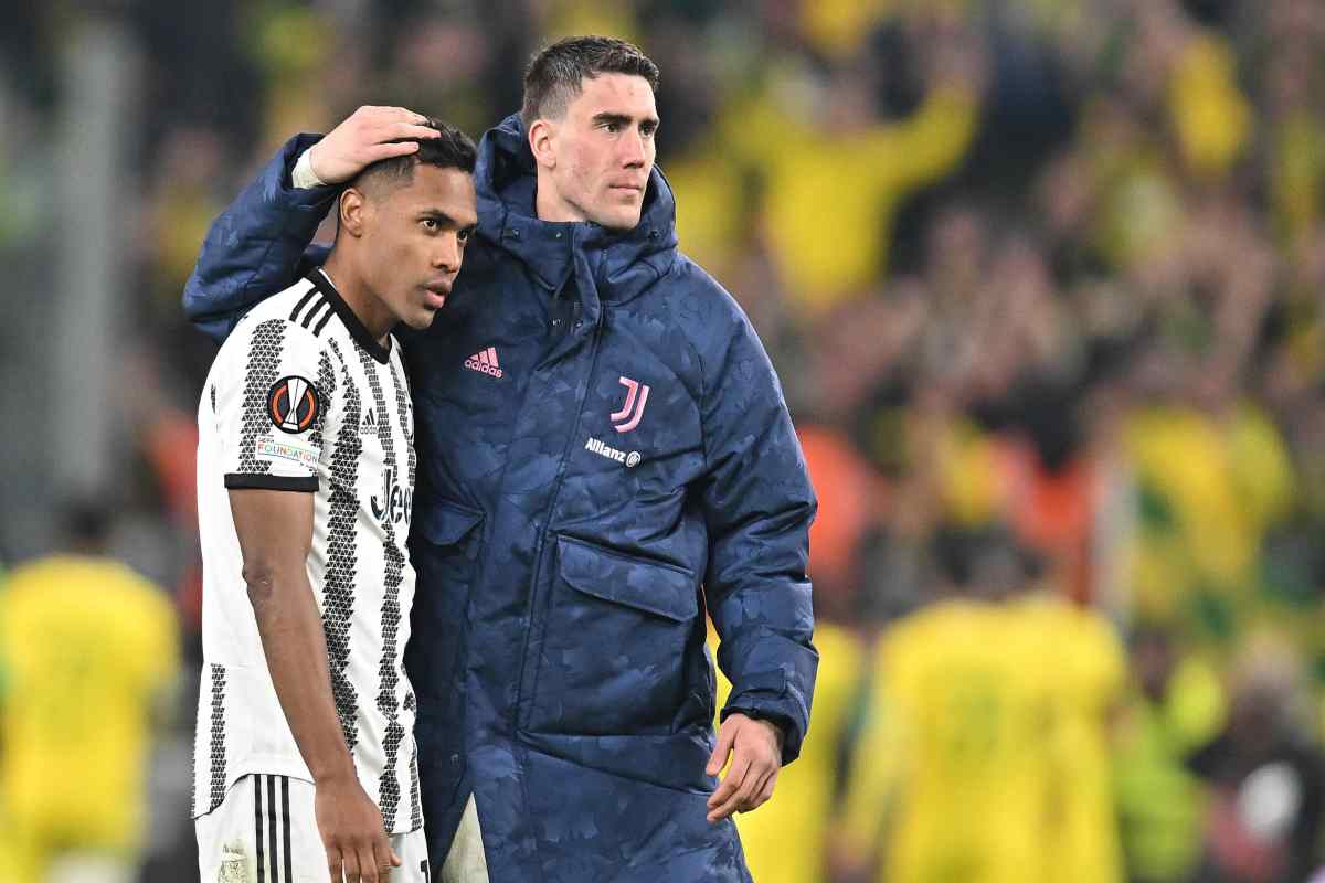 Da Titolare A Esubero Cambia Il Futuro Di Alex Sandro La Decisione