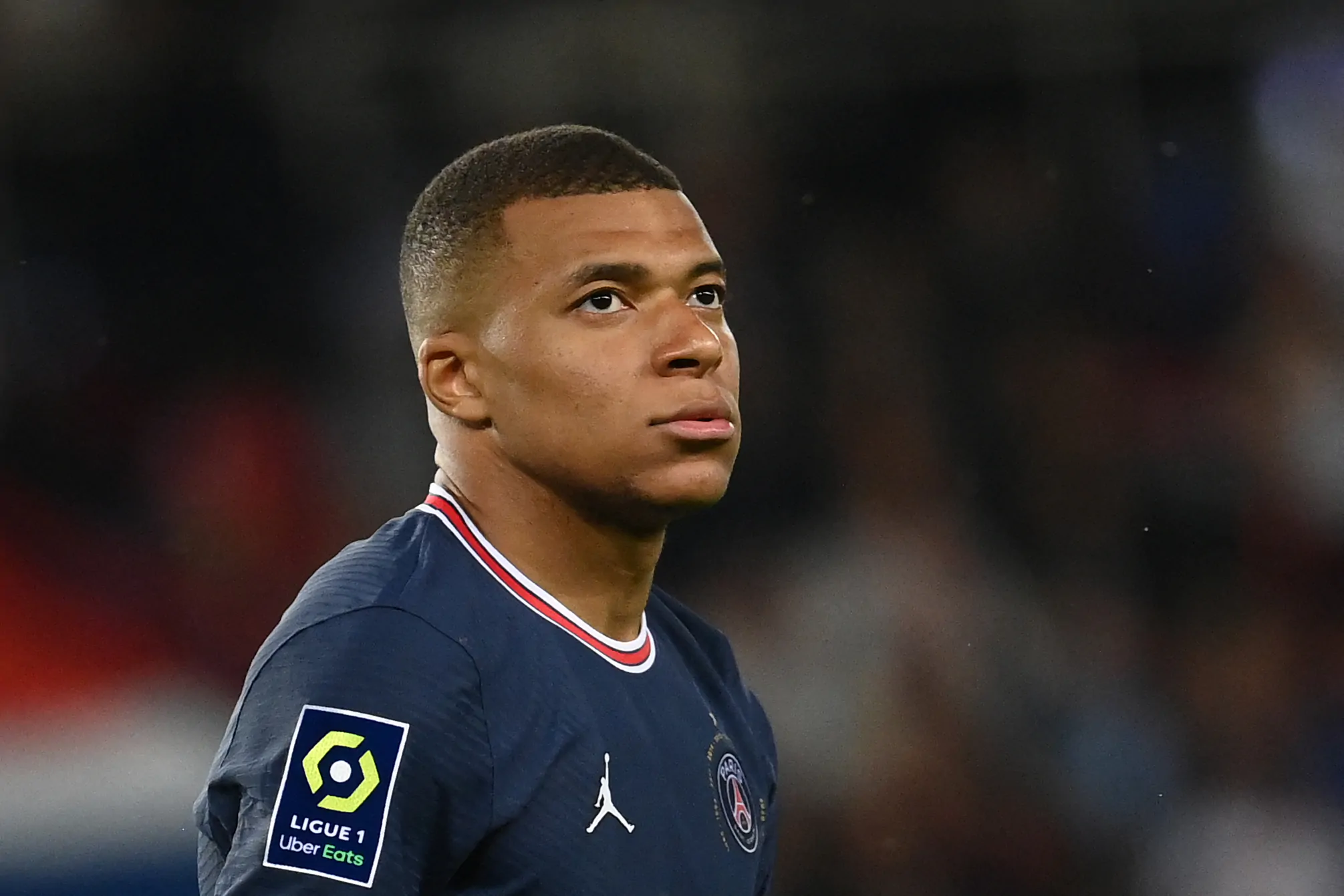 Assurdo Mbappé, più di un semplice rinnovo: cosa potrà decidere al PSG