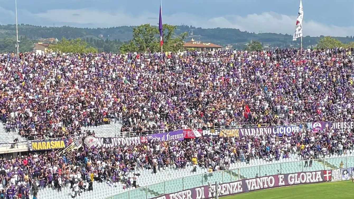 “Sei uno zingaro!”, vergogna a Firenze contro Vlahovic