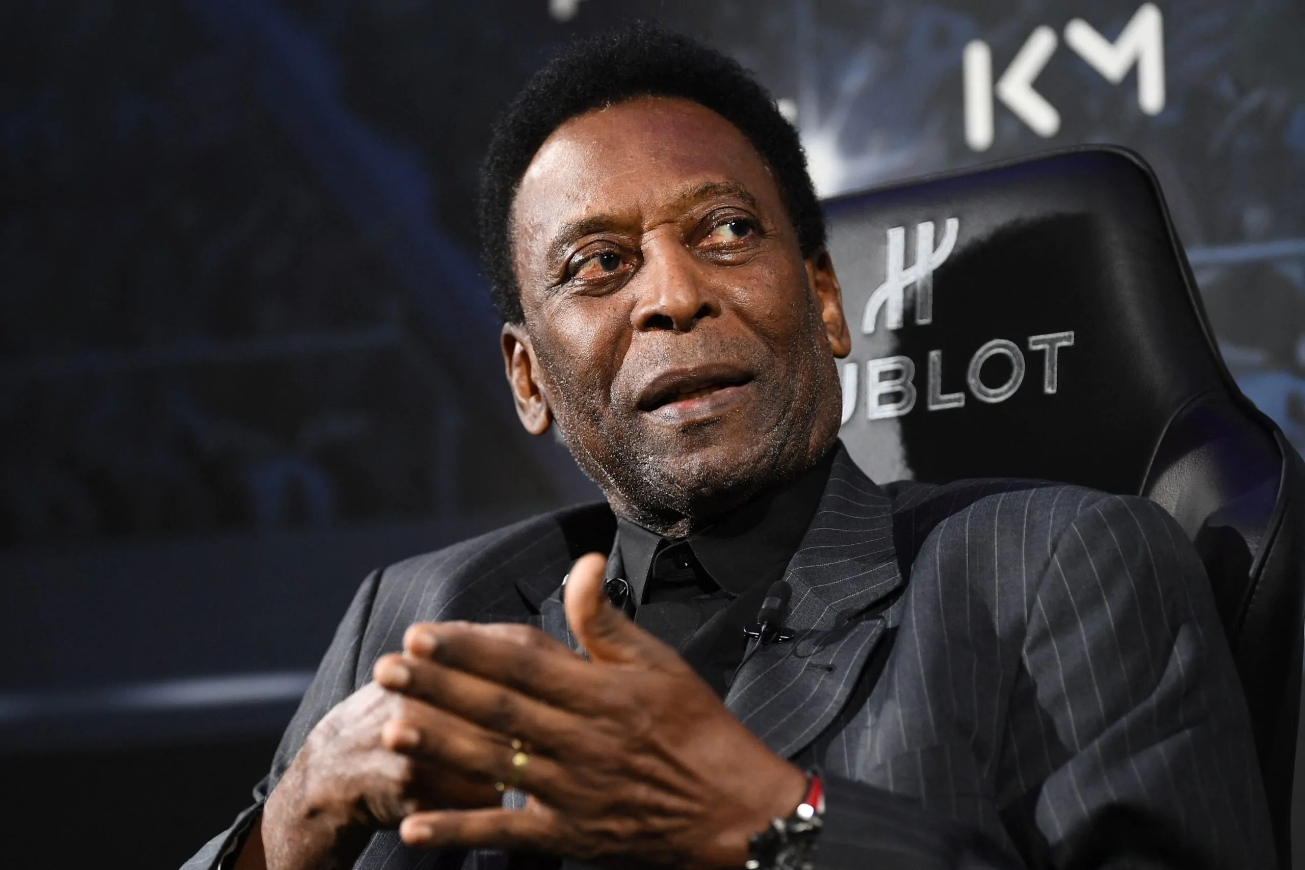 È morto Pelè, aveva 82 anni: messaggio da brividi della figlia