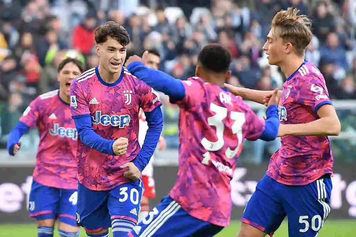 Un ragazzo lascia la Juventus?