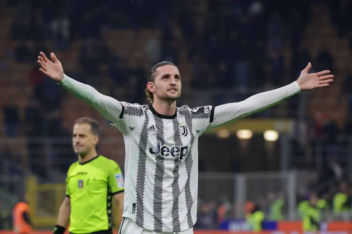 Rabiot, il rinnovo con la Juventus è ad un passo: il gesto del francese