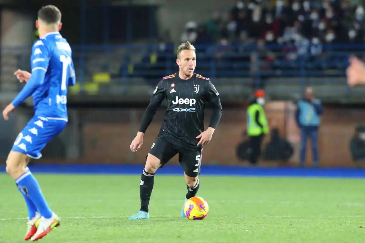 Arthur si prepara al ritorno alla Juventus