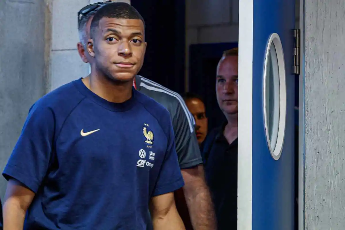 Mbappé lascia il PSG, che va su Vlahovic