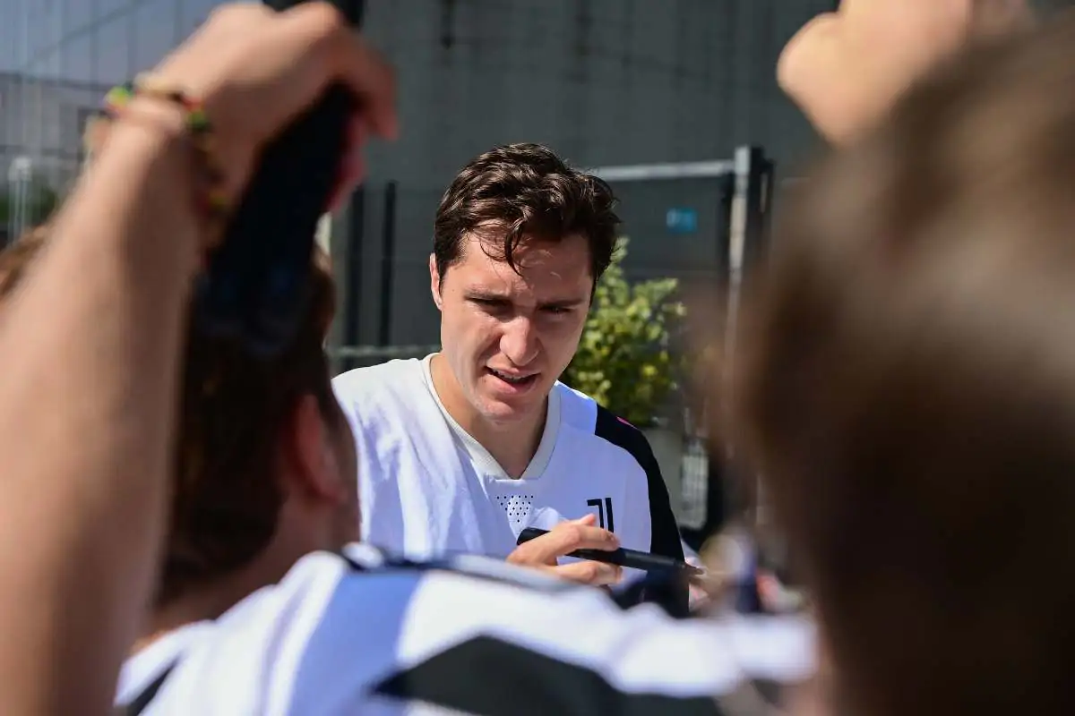 Federico Chiesa passione auto