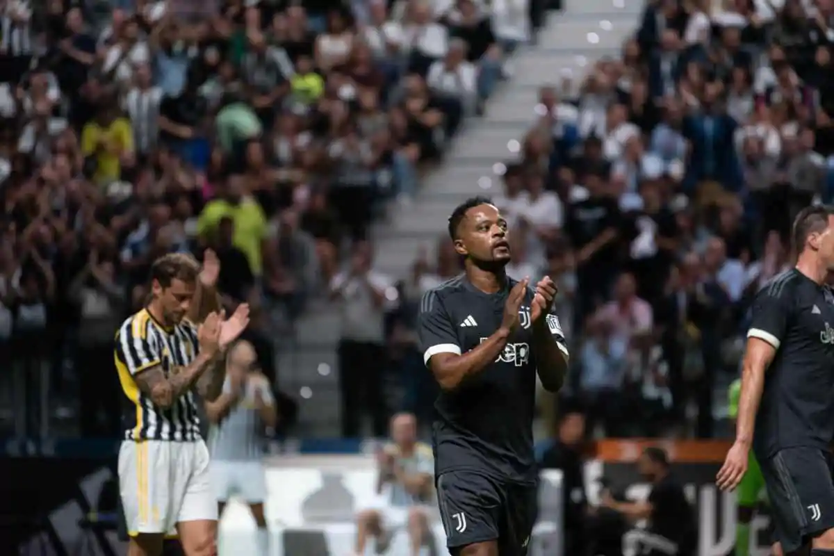 Evra, messaggio da brividi per la Juve