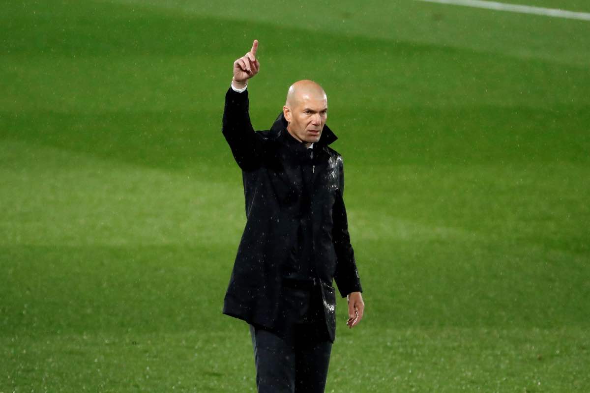 Zidane: "Bello essere con la famiglia Juventus", poi la risposta sul futuro