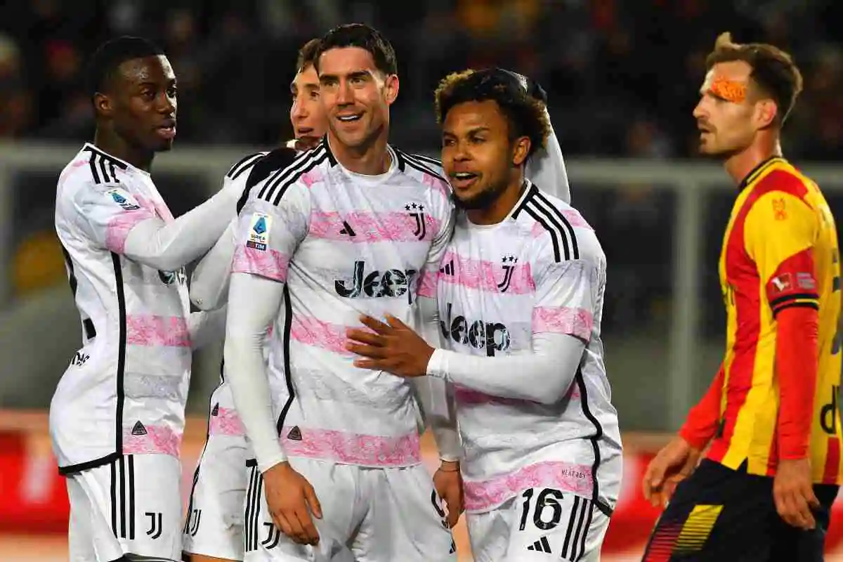 La Juve sorpassa l'Inter