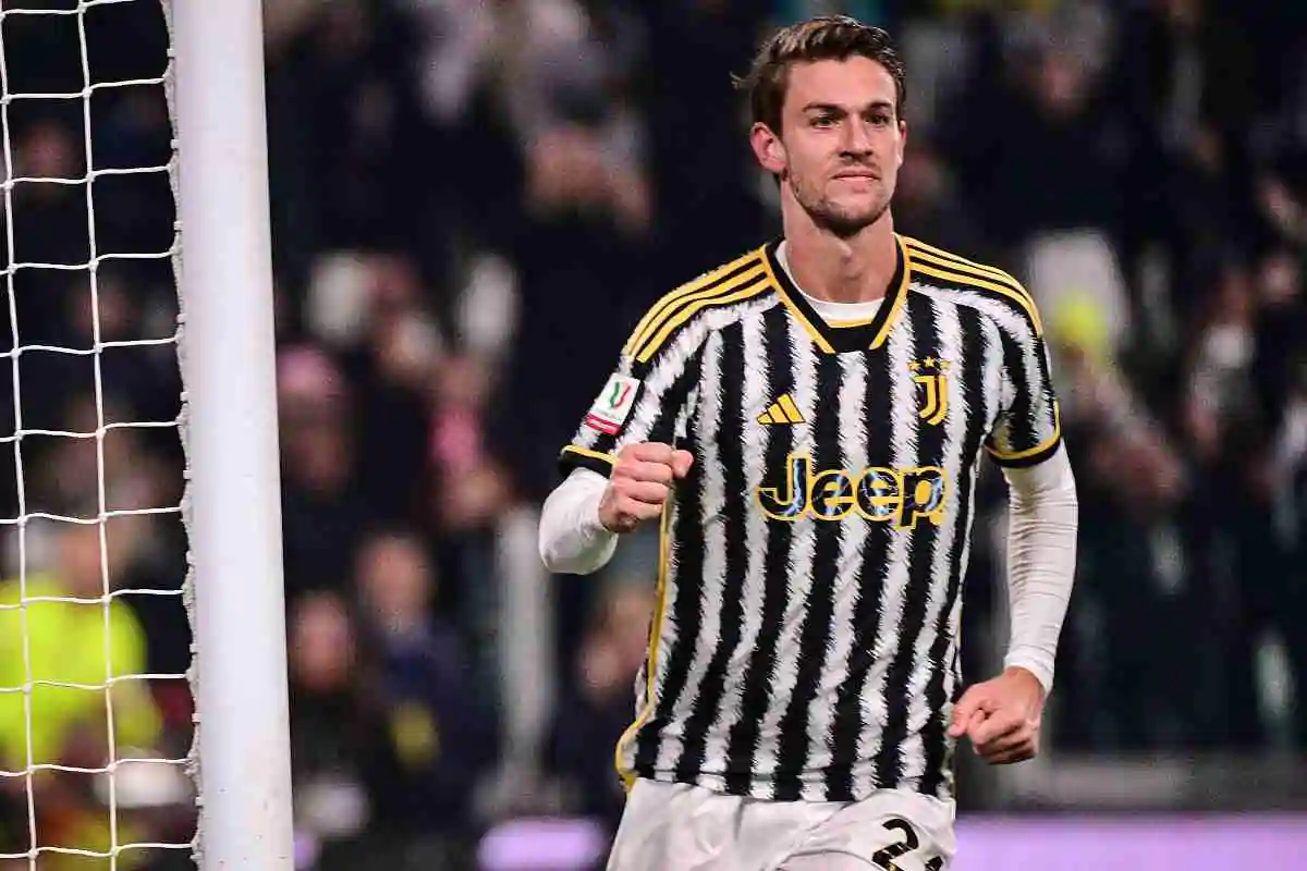 Rugani tratta il rinnovo con la Juventus