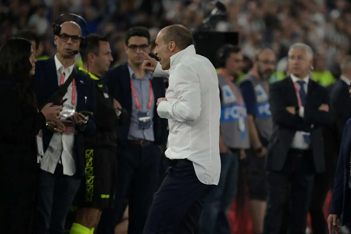 Parole dure contro Allegri