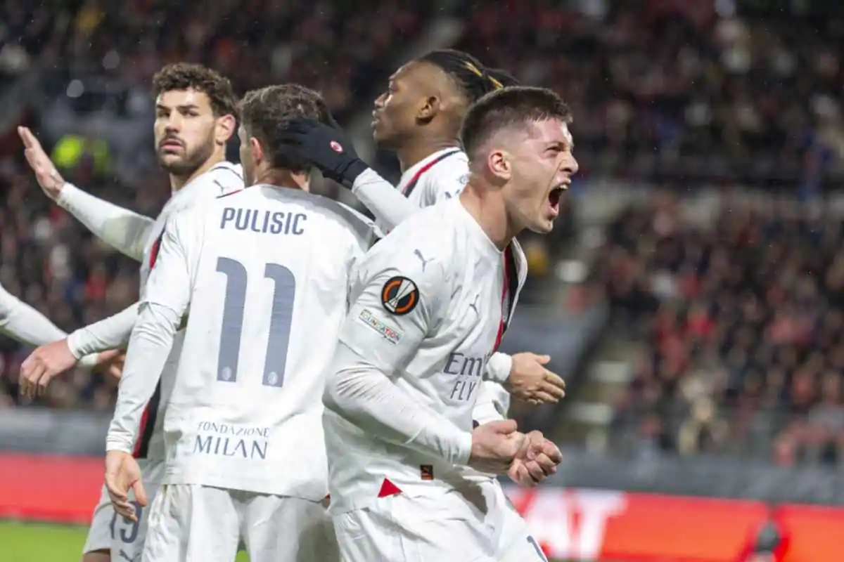 Jovic, Pulisic e Leao esultano