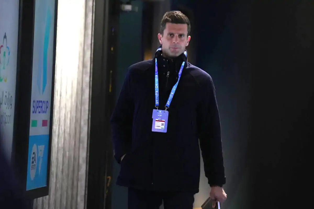 Motta arriva allo stadio